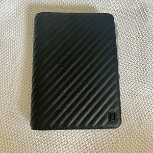 Notiq Half Letter Ringless Black Textured Folio Tablet Case